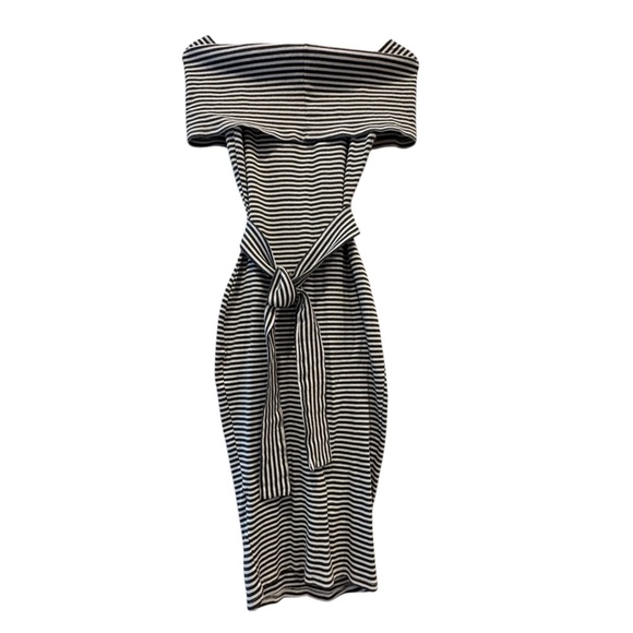 Unbranded Grey & White Striped Off the Shoulder Bodycon Dress, NWT, S - Picture 3 of 5